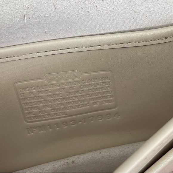 COACH 1970’s Vintage Dinky Pouch Sling Back Off White/Ivory Crossbody Bag Rare - Picture 11 of 16